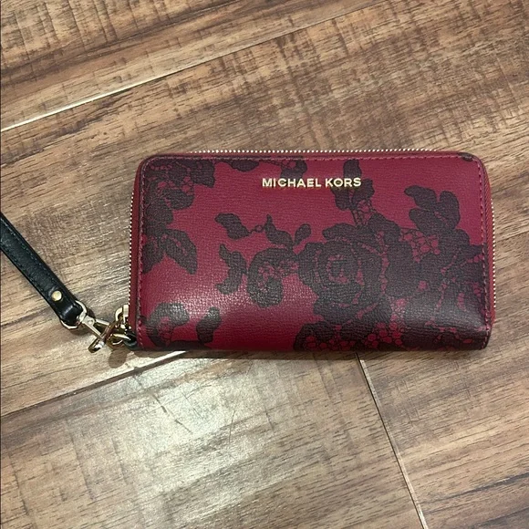 Michael Kors Burgundy Floral Tote and Wristlet Wallet Combo - Picture 5 of 8